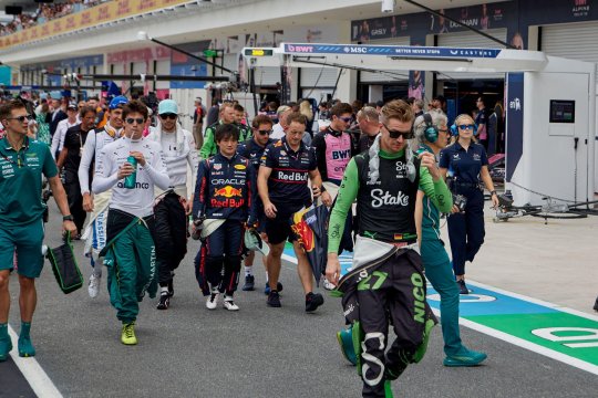 Schimbări în Formula 1. Pilotul la care o echipă renunță după numai câteva curse