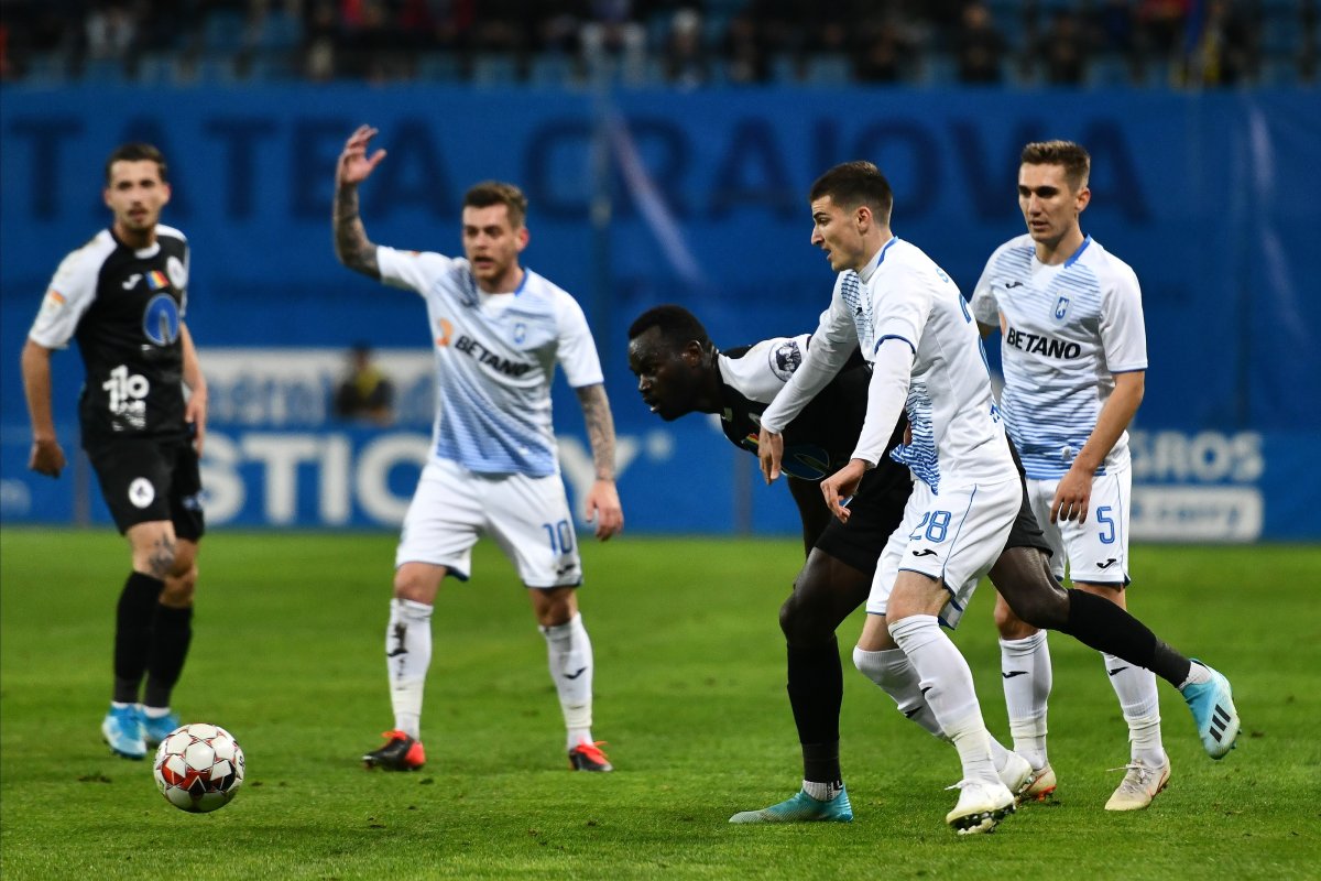 Bogdan Vătăjelu a câștigat două trofee cu Universitatea Craiova