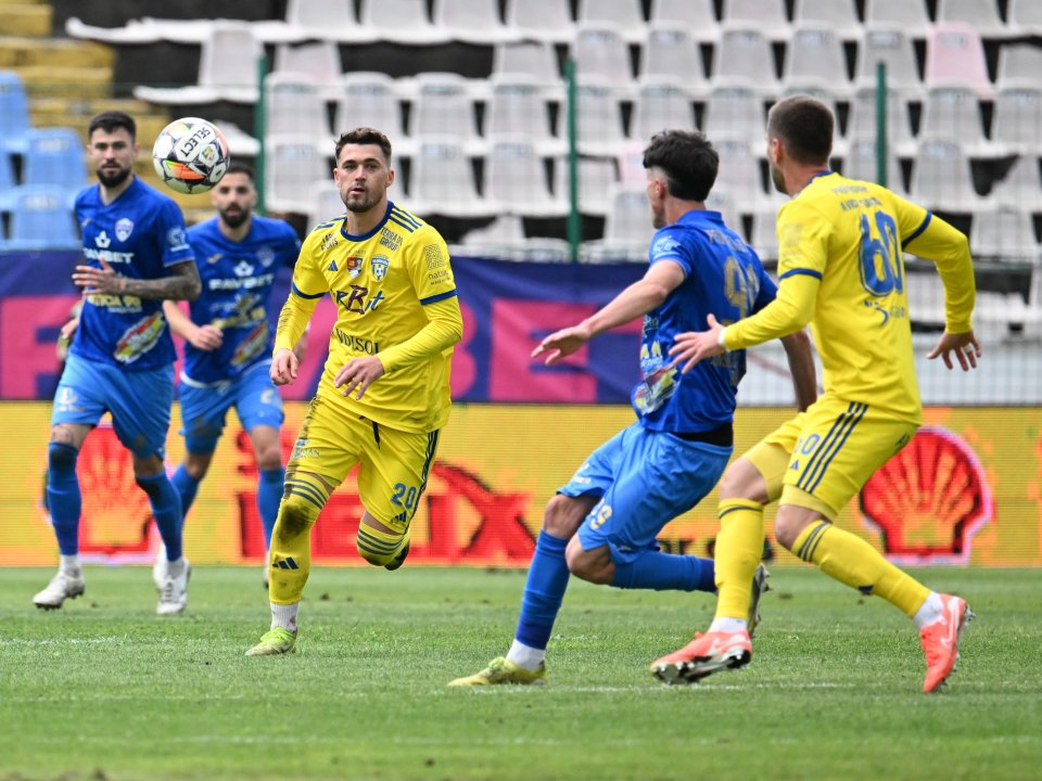Gloria Buzău - Unirea Slobozia, 0-3, ACUM, pe iAMsport.ro. Oaspeții, victorie clară la Buzău