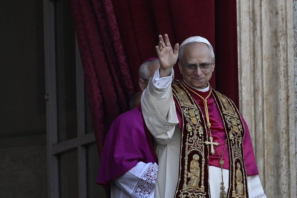 Noul Suveran Pontif l-a înlocuit pe Papa Francisc