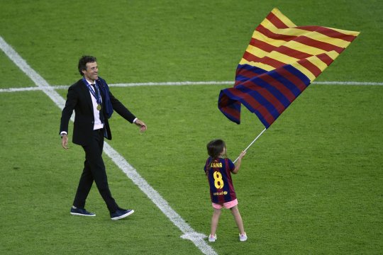 Cel mai emoționant moment de la finala UCL! Fanii lui PSG au omagiat-o pe fiica lui Luis Enrique. Antrenorul: ”Xana e mereu cu mine!”
