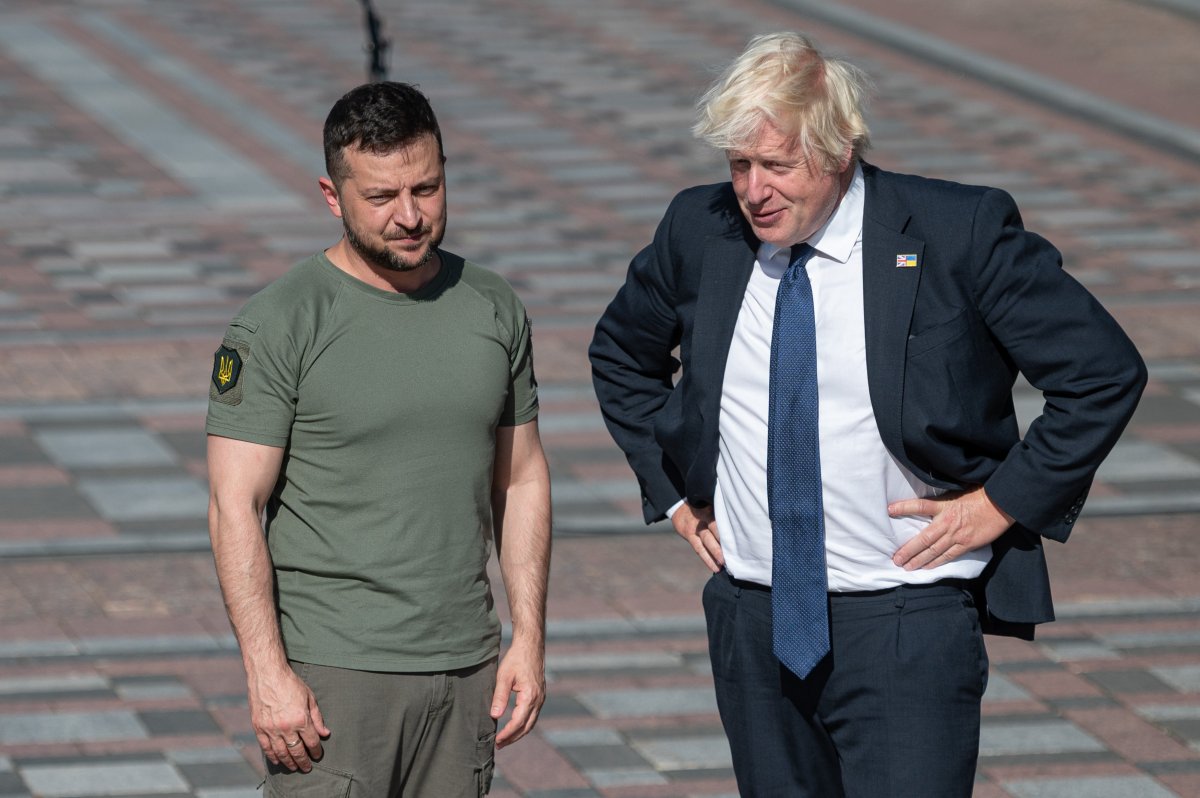 Volodimir Zelenski alături de premierul Marii Britanii din 2022, Boris Johnson