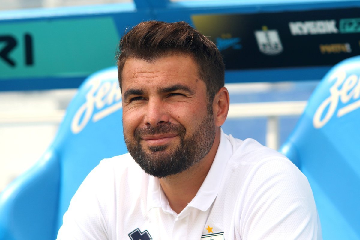 Un ziarist l-a învățat pe Adrian Mutu să cânte la pian. ”Alea 3, de le știa și el”