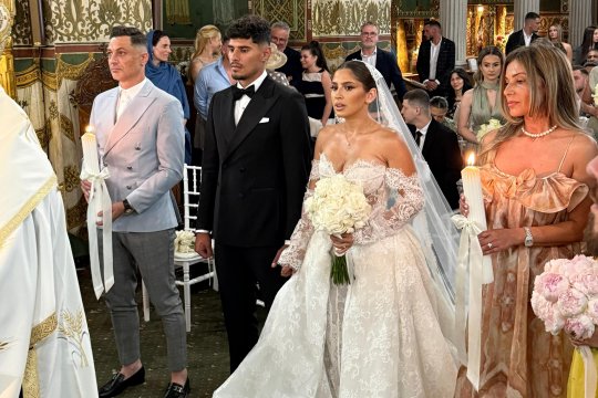 Viviana Rădoi, electrizantă la nunta lui Florinel Coman. Apariție foarte rară a soției lui Mirel Rădoi