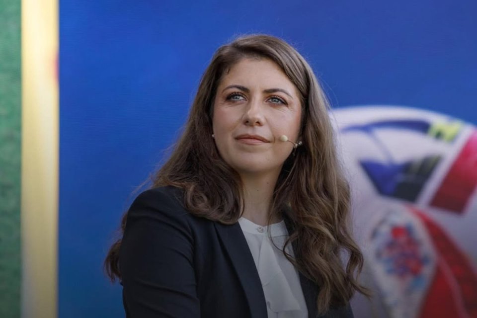Irina Giugiu, antrenoare de fotbal