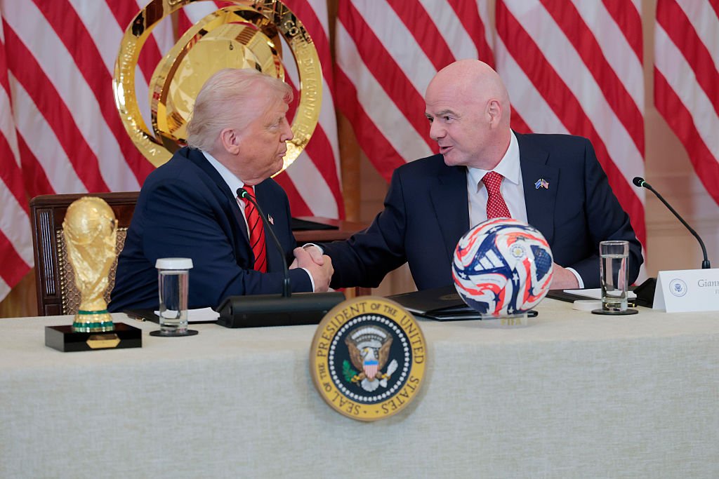 Gianni Infantino, alături de președintele SUA, Donald Trump, în timpul unei întâlniri avute la începutul lunii mai