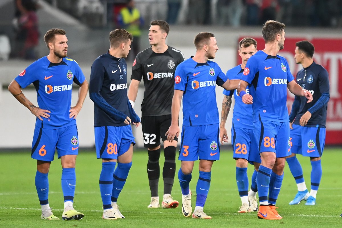 Fundașul dorit de Dinamo a ajuns la FCSB: ”Să te văd”
