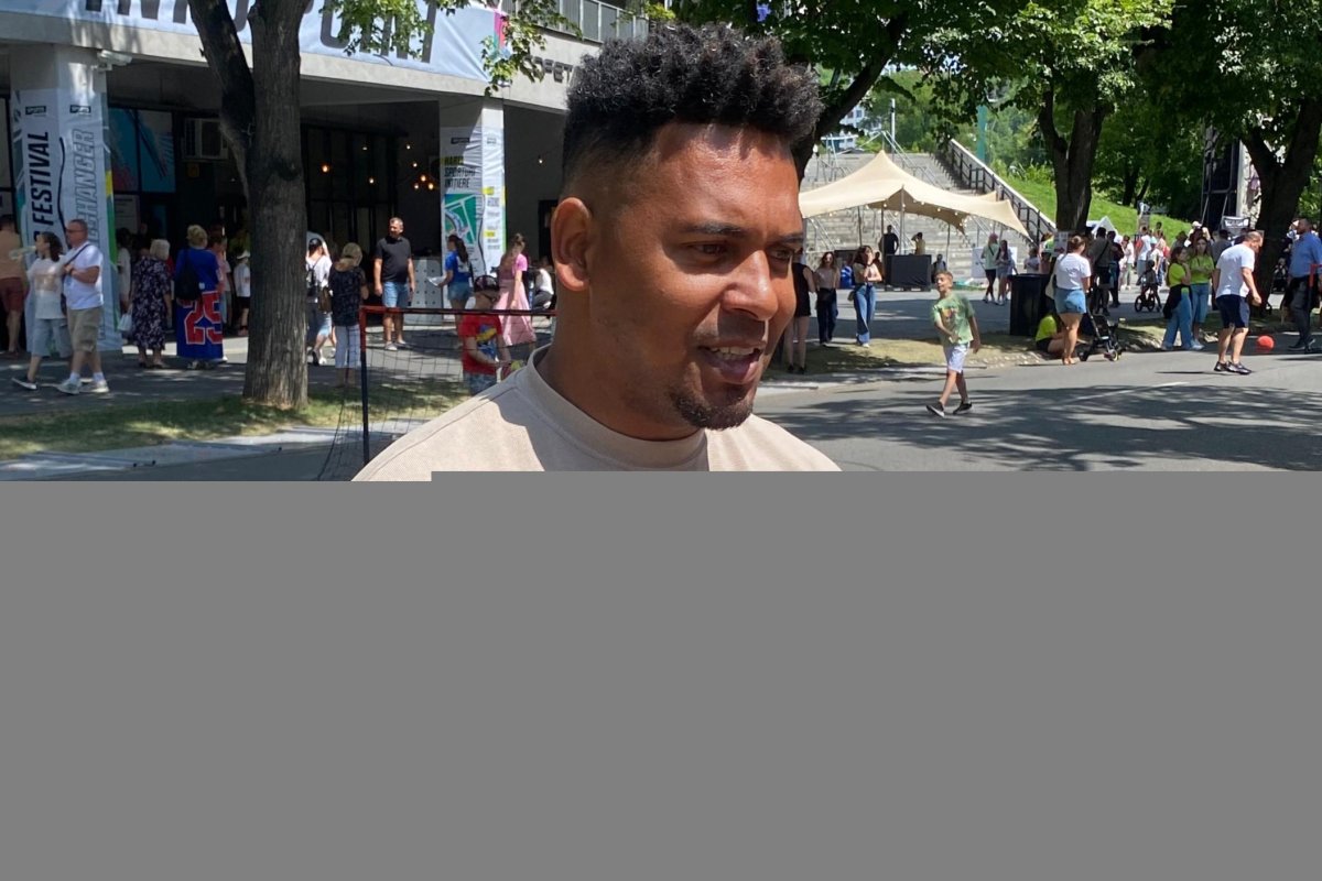 Eric de Oliveira, emoționant înainte de meciul demonstrativ cu Ronaldinho la Cluj + Ce părere are de plecarea lui Gică Hagi de pe banca lui Farul