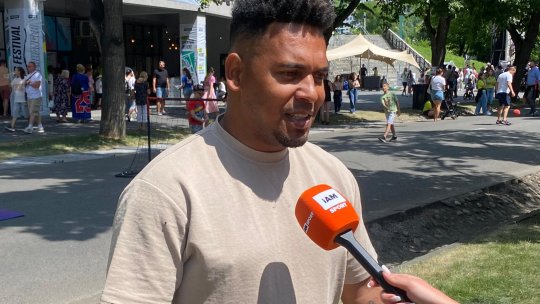 Eric de Oliveira, nerăbdător să joace cu Ronaldinho: ”Nu m-am gândit că voi fi pe teren, sper să fie spectacol”