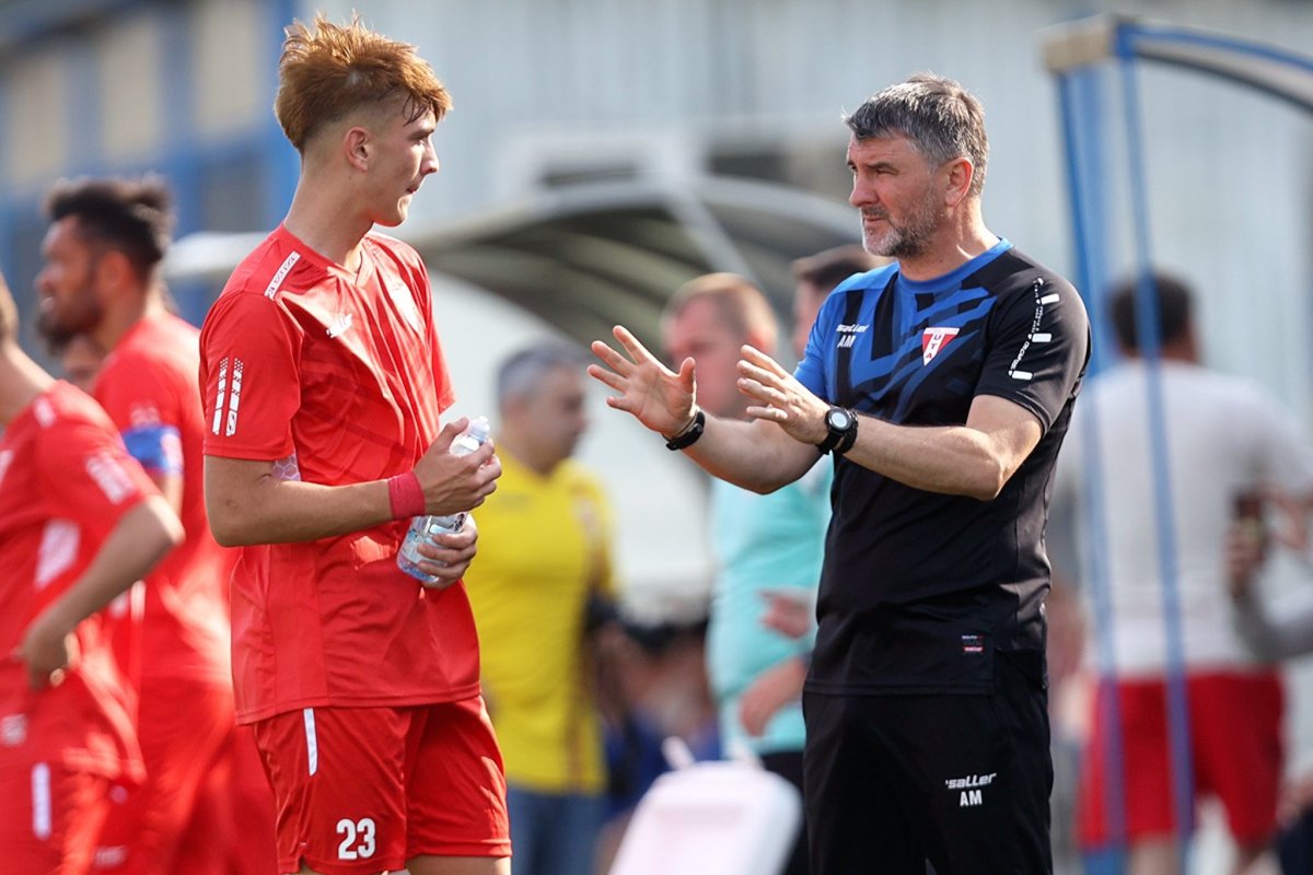 Adrian Mihalcea are 16 meciuri la naționala României