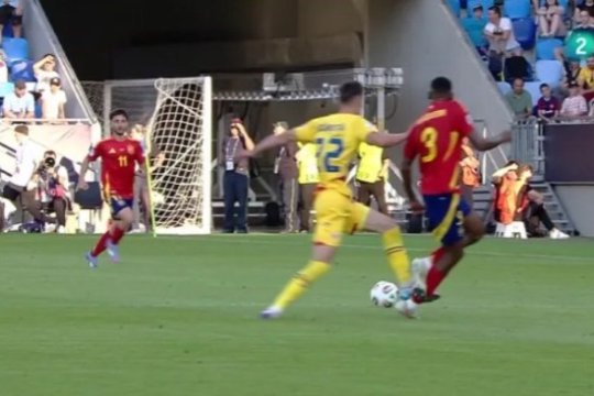 Momente tensionate în meciul cu Spania U21. Blănuță a fost eliminat, iar România a încasat două goluri pe finalul partidei