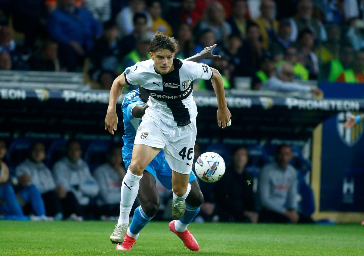 Giovanni Leoni a marcat un gol în 17 meciuri jucate în stagiunea precedentă pentru Parma