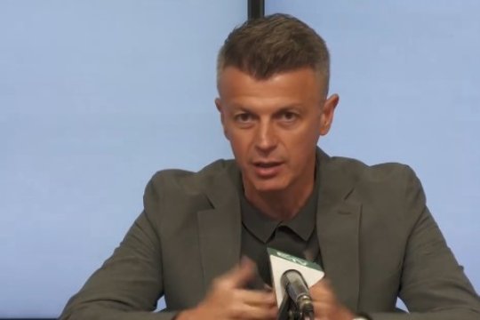 "Eu am mai fost prin astfel de momente". Mesajul transmis de Ovidiu Burcă la prezentarea oficială la noua sa echipă