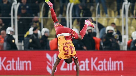 Liverpool, asalt total pentru transferul lui Victor Osimhen. Ce schimb de jucători îi propune lui Napoli