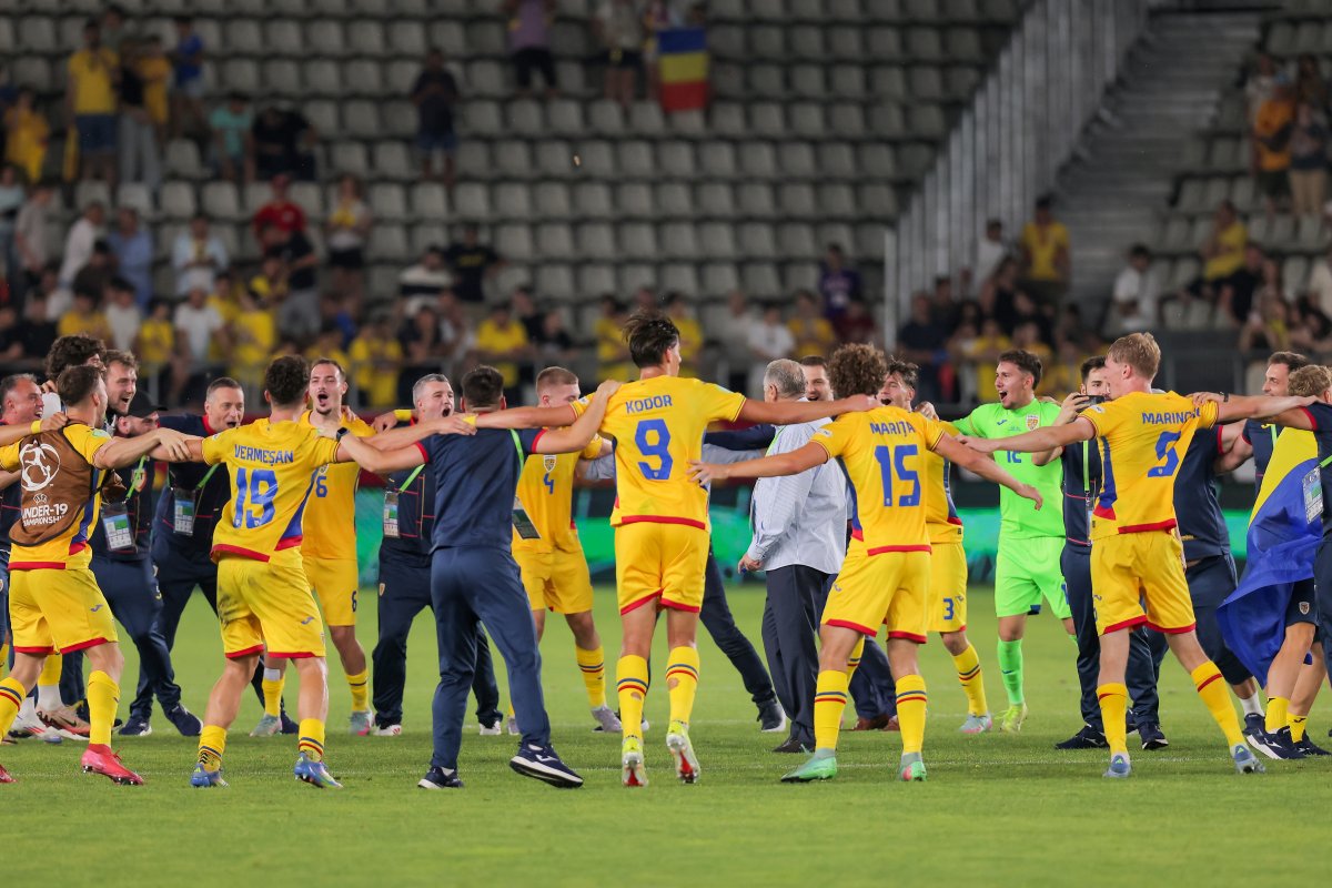 România U19 a învins Danemarca la Campionatul European, scor 3-0