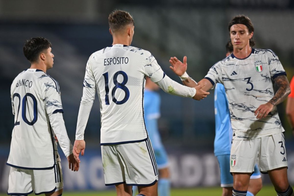 Pio Esposito i-a fost elev lui Chivu și la Inter Primavera