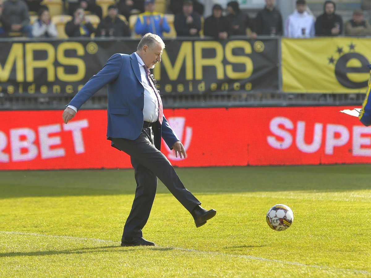 Ion Marin este mereu bine primit la Ploiești, suporterii apreciindu-l și acum pentru performanța din 1995