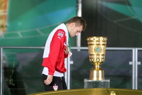 Cum a reușit Alexandru Maxim să le câștige respectul celor de la Stuttgart: ”O lună am făcut asta, din bun simț”