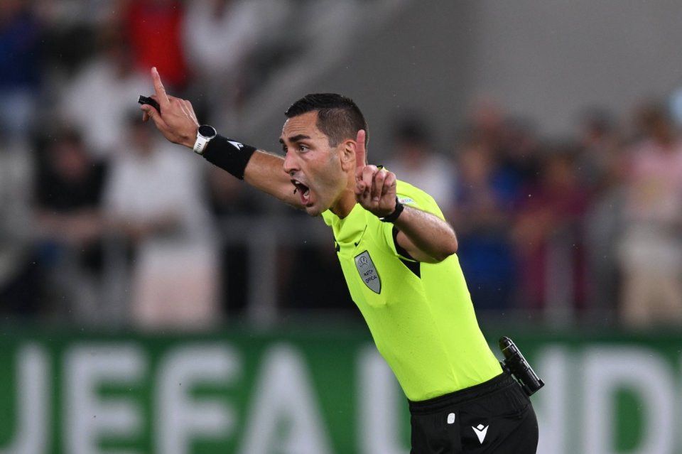 Andrea Colombo a arbitrat 36 de meciuri în sezonul 2024/2025