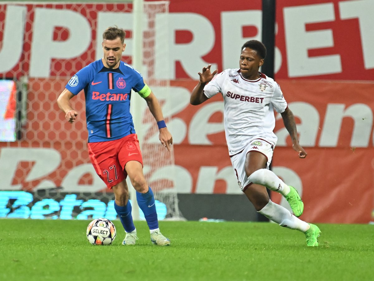 Clinton N'Jie, într-un duel cu Darius Olaru