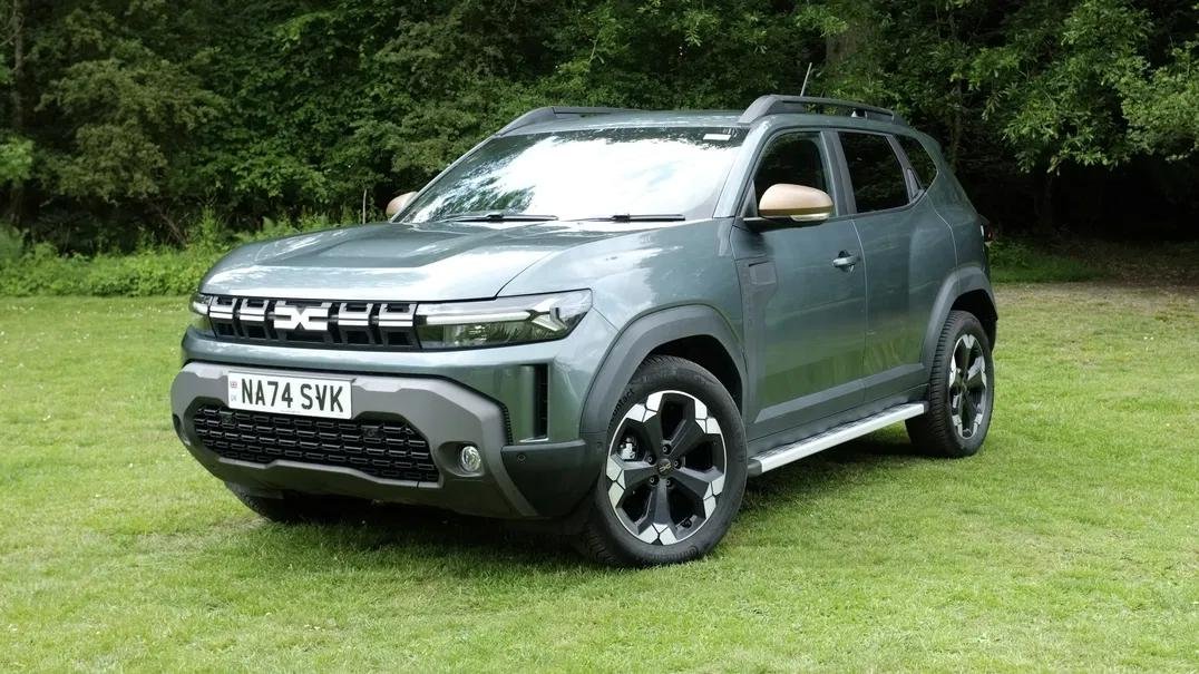 Jurnalistul din Anglia va testa timp de șase luni un Duster 4x4