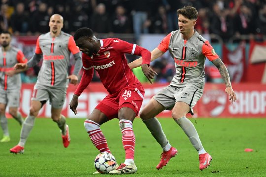 Fotbalistul cu care Dinamo vrea să îl facă uitat pe Homawoo! ”Câinii” se luptă cu Feyenoord pentru fundașul din SuperLiga