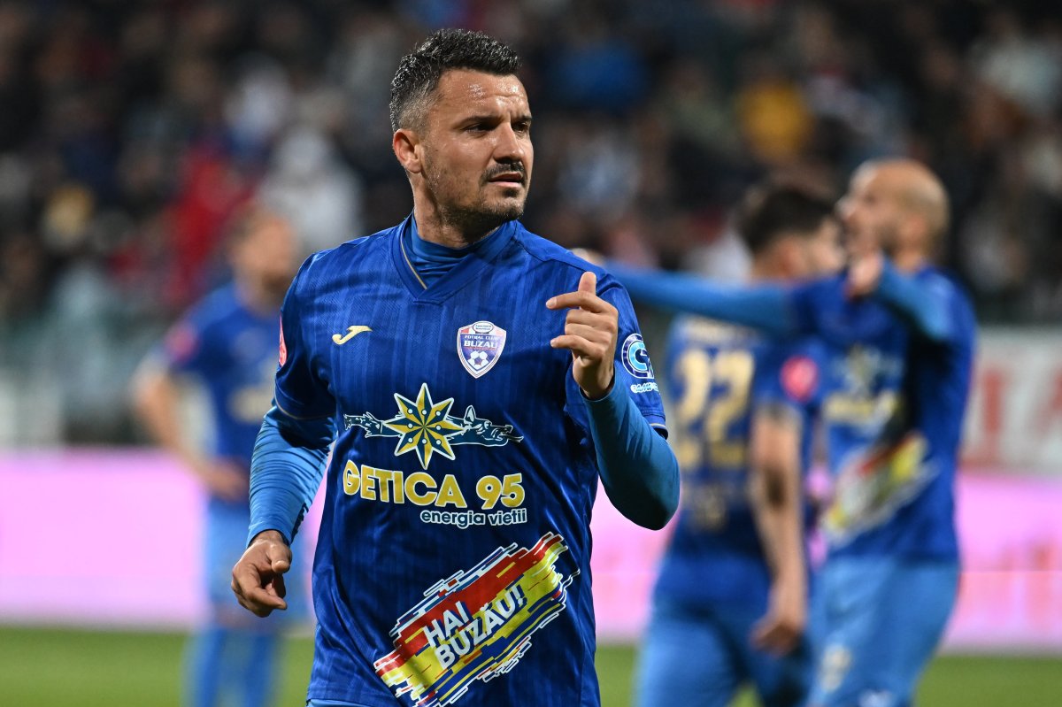 Constantin Budescu este cotat la 200.000 de euro pe Transfermarkt
