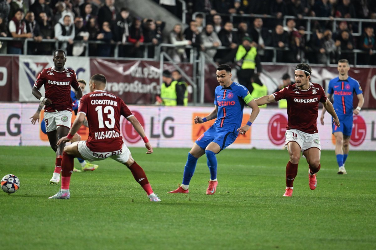 Probleme pentru Rapid! Un jucător ar putea sta 7 luni pe bară