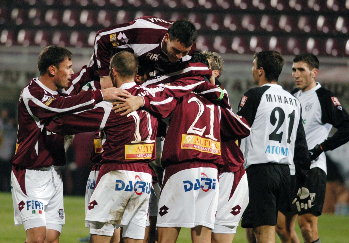 Rapidiștii au avut un sezon european 2005-2006 de vis, început cu dubla împotriva formației din Andorra, Sant Julia