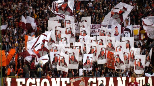 ”Șoferul bea whiskey, făcea flotări și lăsa volanul”. Peripețiile prin care au trecut rapidiștii la o deplasare europeană