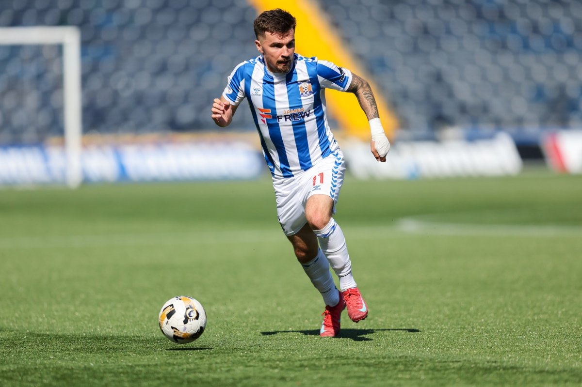 Danny Armstrong a evoluat din 2021 la Kilmarnock