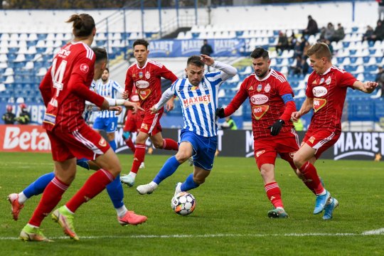 Scenariu uluitor în SuperLiga: o echipă e suspectată că ar fi retrogradat intenționat! ”Primarul are o înțelegere de la început cu ăștia, așa se vorbește”