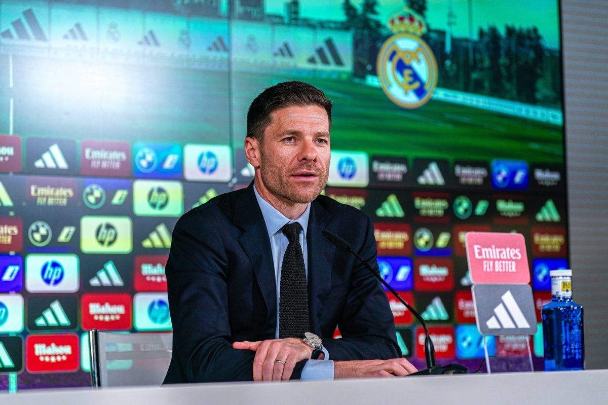 Xabi Alonso l-a înlocuit pe Ancelotti pe banca Realului