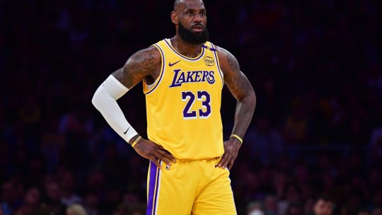 LeBron James a semnat contractul! Ce salariu va încasa vedeta din NBA