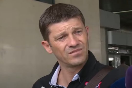 ”Steaua are tzei piei dei, Astra are tzei piei dei!”. Daniel Isăilă a dezvăluit ce i-a trecut prin cap când a auzit întrebarea reporterei: ”Cum?”