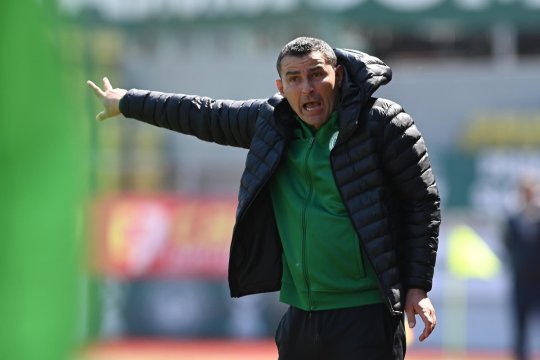 Eugen Trică l-a luat ”la țintă” pe Victor Pițurcă, fără să știe că antrenorul era în spatele său: ”Iarăși, bă?”