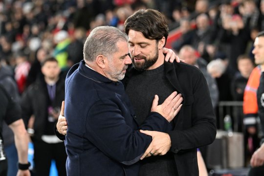 OFICIAL | A antrenat în Premier League în acest sezon, iar acum a semnat cu Rangers
