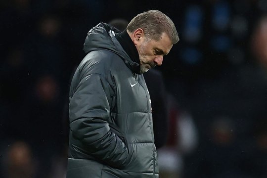 Ange Postecoglou a fost dat afară de la Tottenham. Cine l-ar putea înlocui