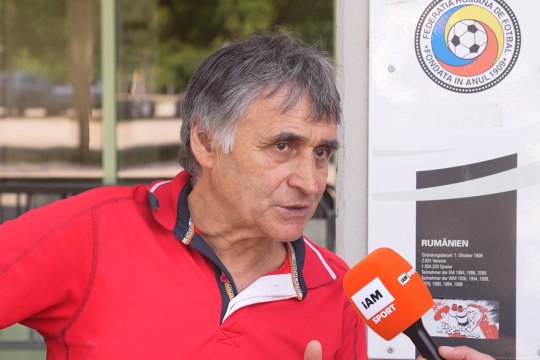A fost arestat în Serbia, apoi a fugit prin Ungaria în ”Epoca de Aur” a lui Nicolae Ceaușescu. ”Țin cu mama România, chiar dacă sunt austriac!”