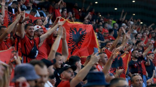”Este noul erou al țării!”. Un puști albanez a făcut un gest extrem de controversat la derby-ul cu Serbia