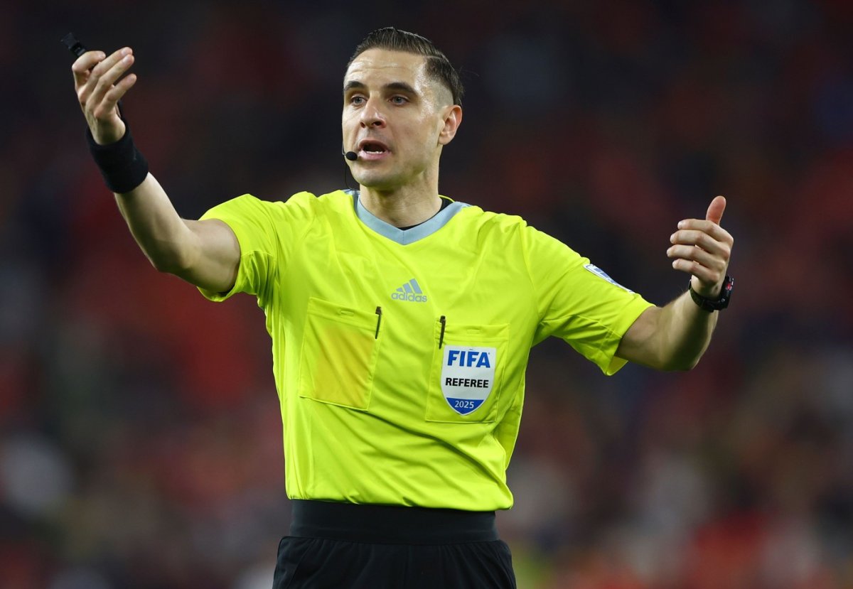 Donatas Rumsas, arbitrul care va arbitra România - Cipru