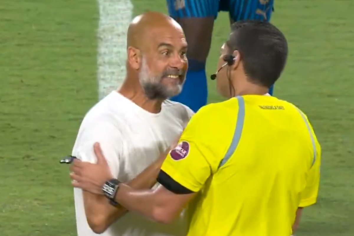 Pep Guardiola nu și-a mai stăpânit furia după o decizie a arbitrului partidei Al Hilal - Manchester City