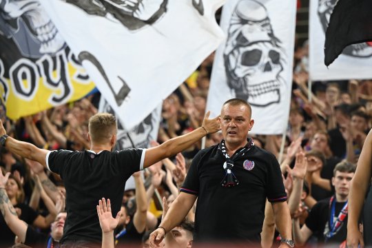 Gigi Mustață a dezvăluit salariile de la Steaua: "El să ia banii ăștia degeaba și Iovan, care a ridicat Cupa Campionilor, doar 2000 de euro?"