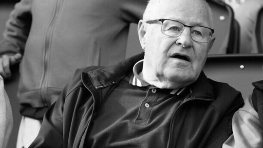 A murit Rinus Israel, antrenorul cu care Dinamo a câștigat titlul fără înfrângere. ”A revoluționat fottbalul românesc”