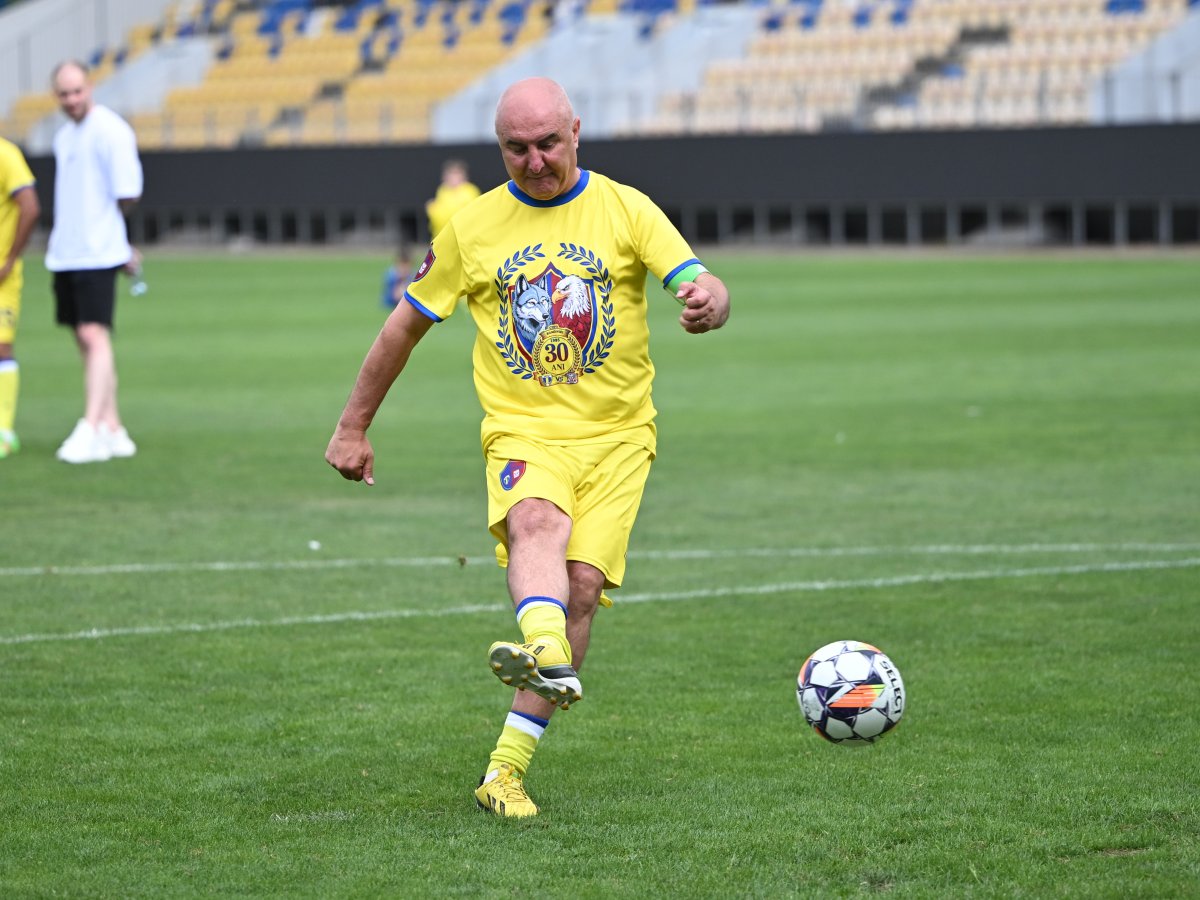Vivi Răchită a fost un jucător important și pentru Petrolul Ploiești