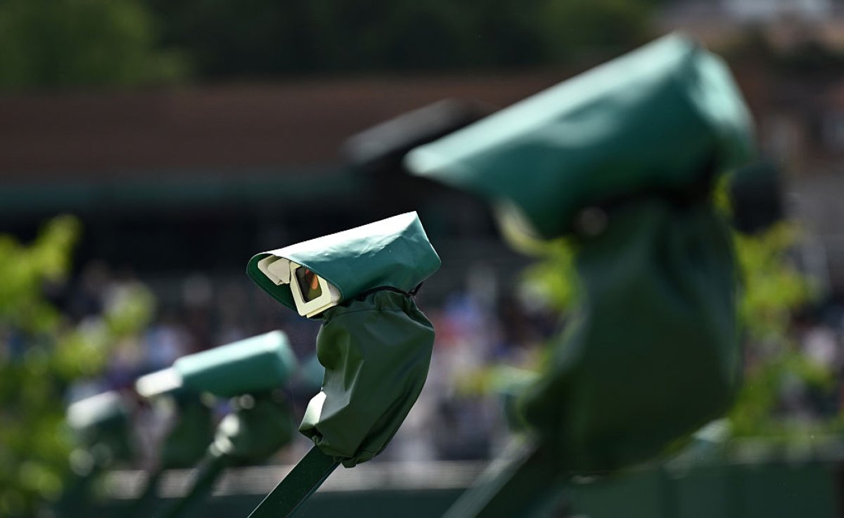 Camerele Hawkeye pentru arbitraj electronic al liniei, în ziua a opta a Turneului de la Wimbledon 2025, la All England Lawn Tennis and Croquet Club