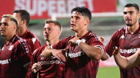 Noua modă la Rapid: logo-ul Superligii peste logo-ul sponsorului tehnic! Decizie neinspirată a giuleștenilor