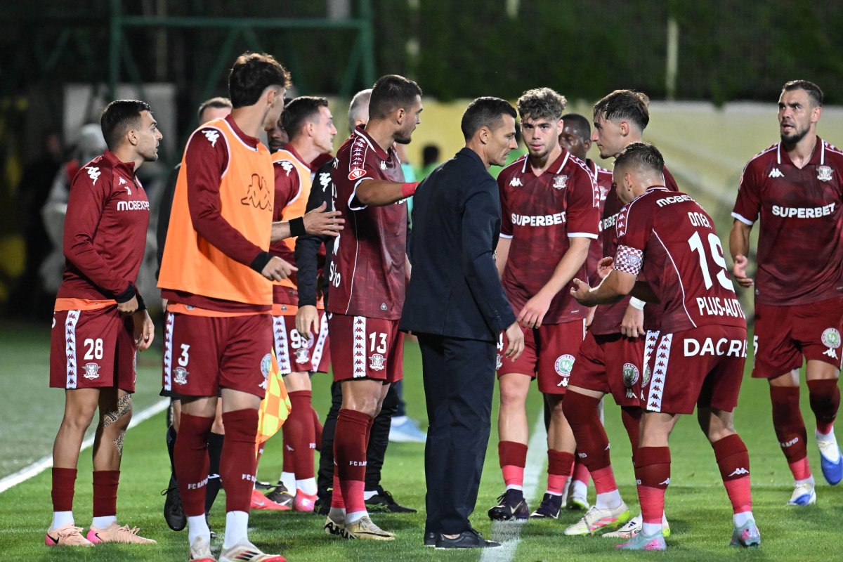 Costel Gâlcă a avut parte de un debut cu dreptul la Rapid
