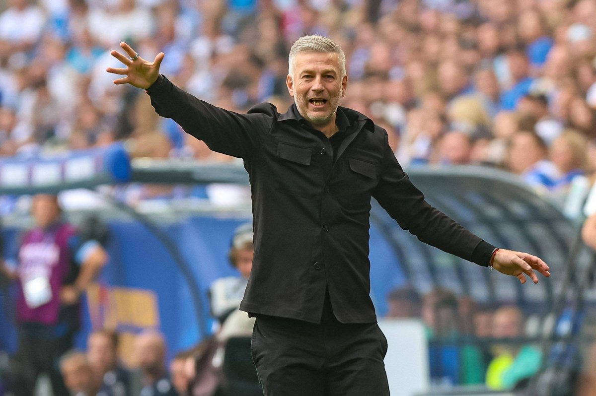 Edi Iordănescu a cucerit primul trofeu la Legia Varșovia, după 2-1 cu Lech Poznan în Supercupa Poloniei