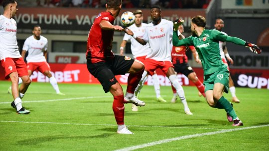 Csikszereda - Dinamo 2-2, ACUM pe iAMsport.ro. Gnahore egalează cu un șut superb